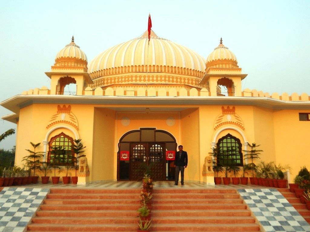 V Resorts Rajmahal Orchha Exteriör bild