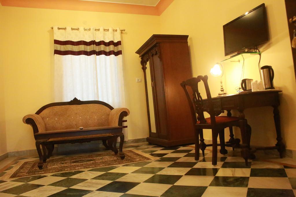 V Resorts Rajmahal Orchha Exteriör bild