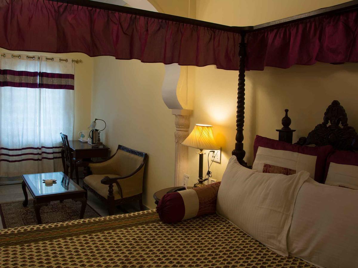 V Resorts Rajmahal Orchha Exteriör bild